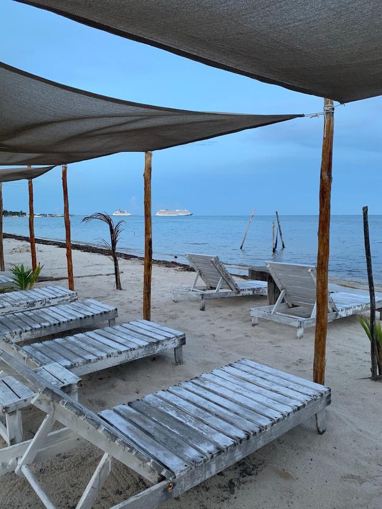 Hotel Arenas Mahahual Exterior foto